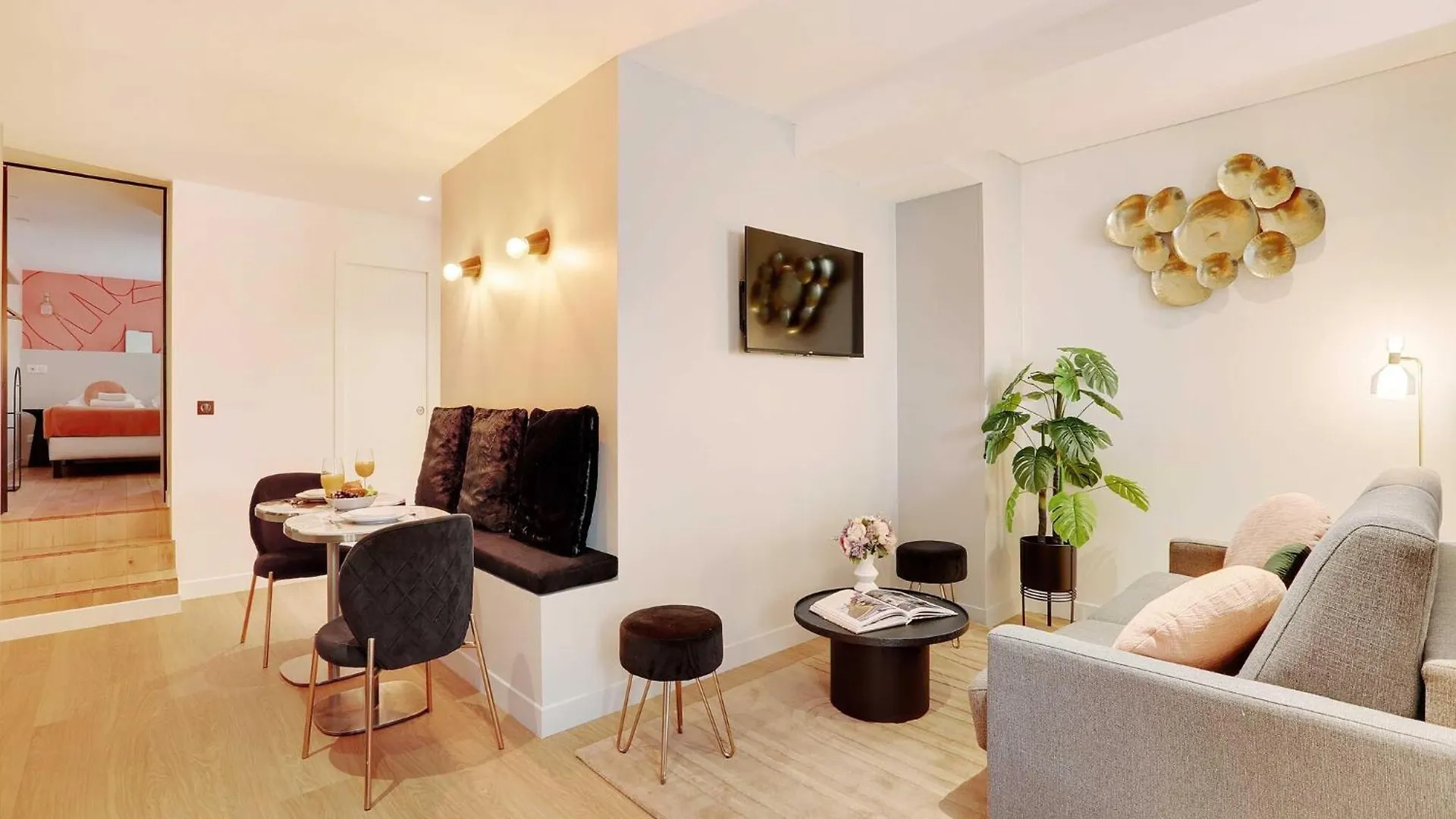 Serene Apartment For 6P Near The Marais Paris Frankrig