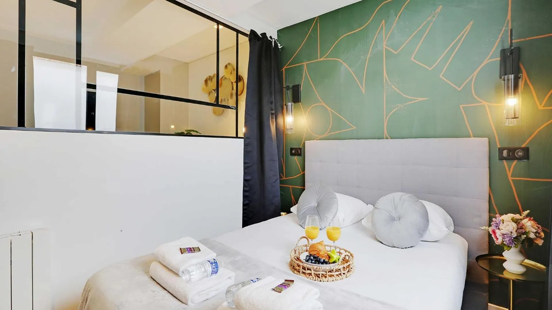 Serene Apartment For 6P Near The Marais Paris